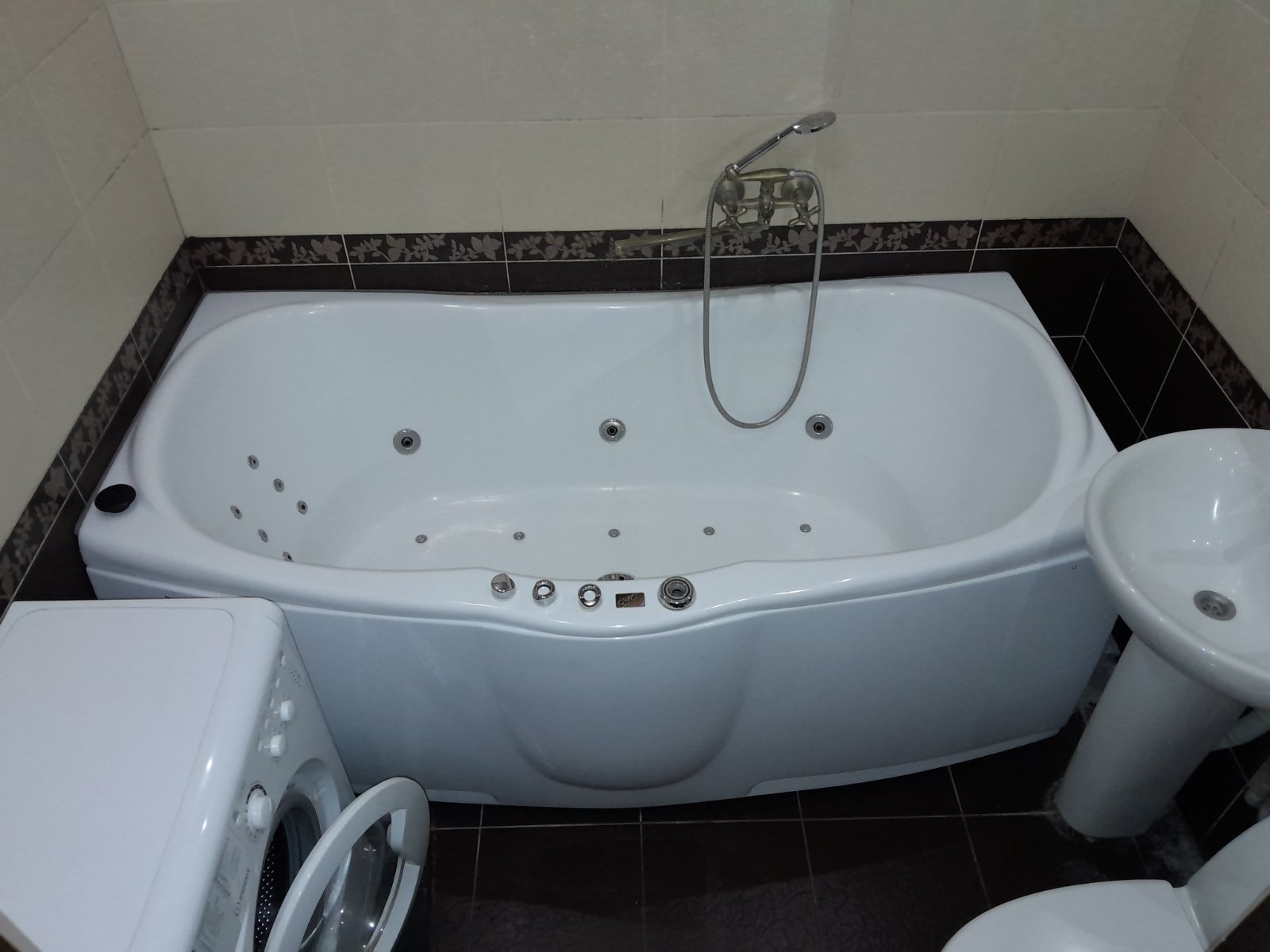 IMG b2baa1a174a2f0f42e9d665e3c248a19 V 2 Оренда квартири Черкаси